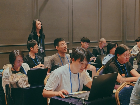 2025-09-15-11-53-40-053