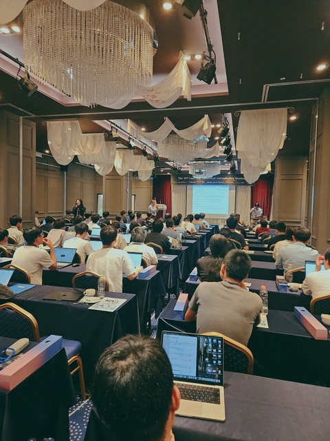 2025-09-15-12-31-19-010