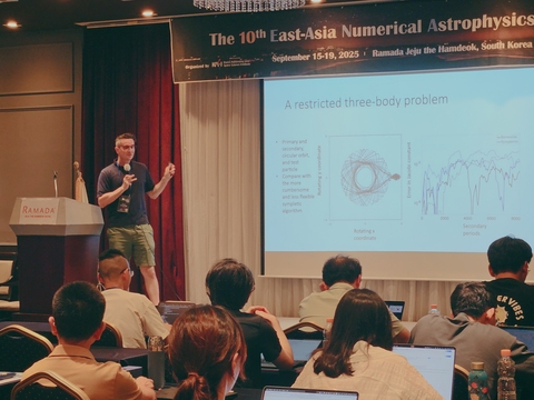 2025-09-15-14-30-32-541