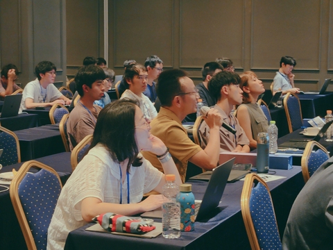 2025-09-15-14-31-33-792