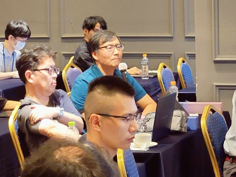 2025-09-15-15-13-38-766