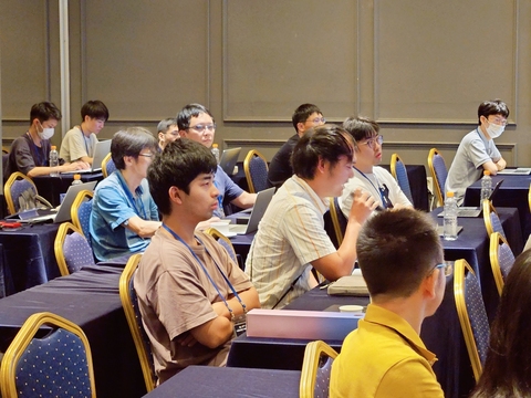 2025-09-15-15-47-56-645