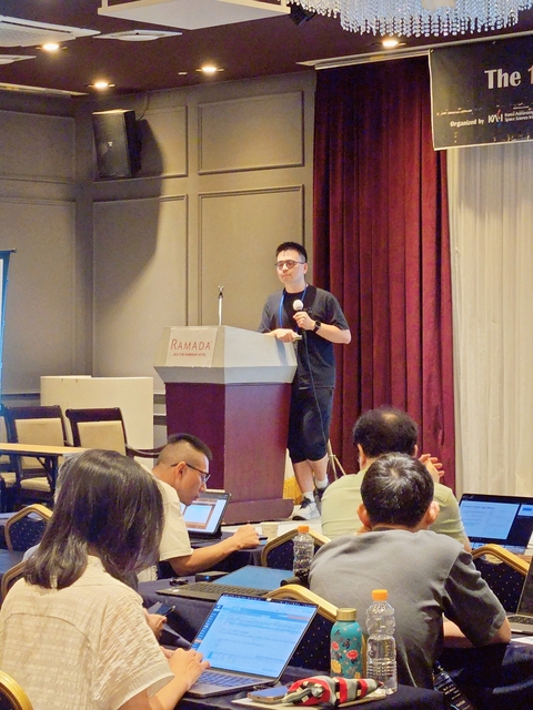 2025-09-15-15-48-49-943