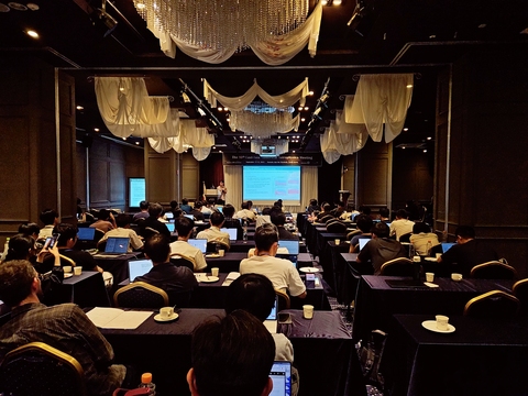 2025-09-15-17-00-33-110