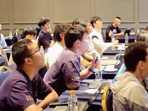 2025-09-16-09-43-42-387