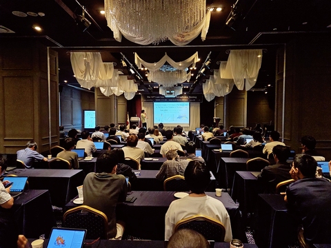 2025-09-16-09-45-13-758