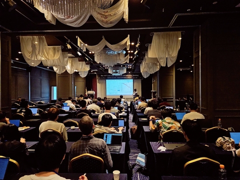 2025-09-16-10-52-08-017