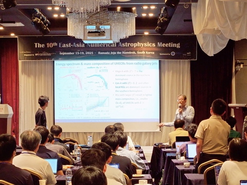 2025-09-16-11-08-24-243