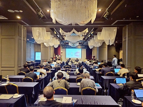 2025-09-16-17-22-47-380