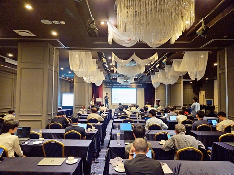 2025-09-16-17-39-36-081