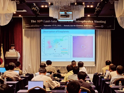 2025-09-16-18-00-04-992