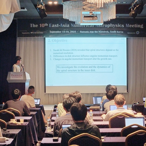 2025-09-17-09-56-38-876