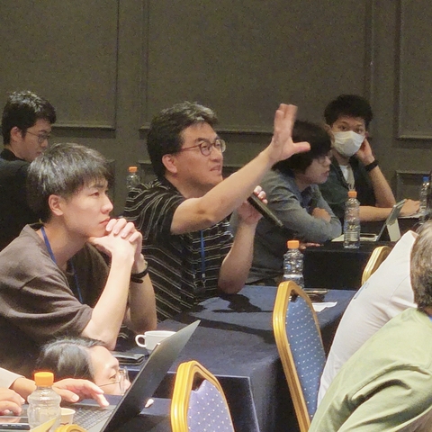 2025-09-17-14-15-17-355