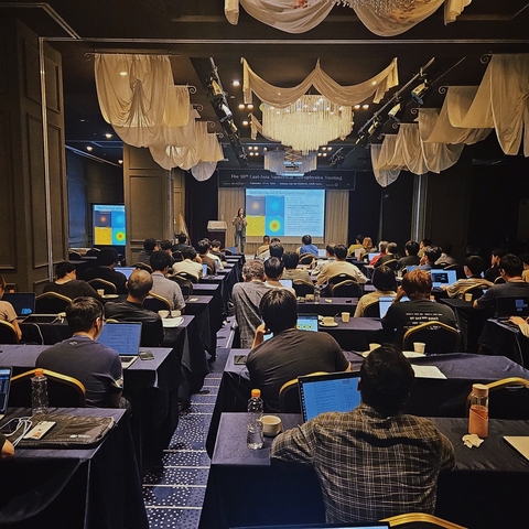 2025-09-17-16-43-06-779