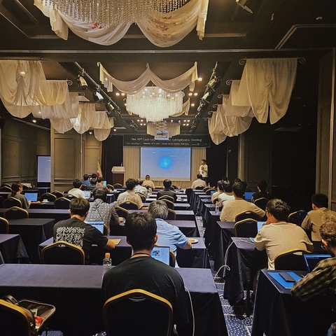 2025-09-18-09-02-13-927