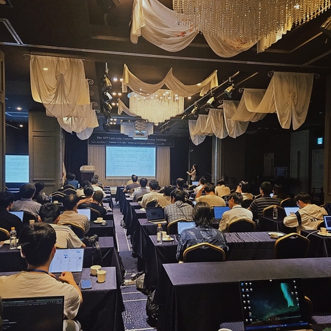 2025-09-18-11-08-39-177